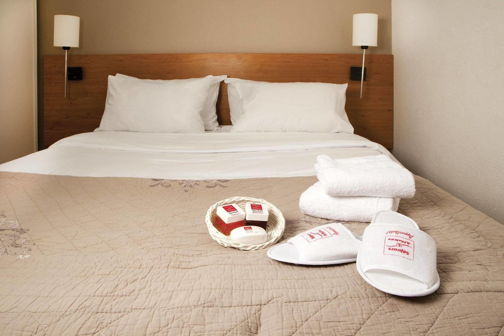 Sejours & Affaires Pantin Charles De Gaulle Aparthotel Exteriör bild